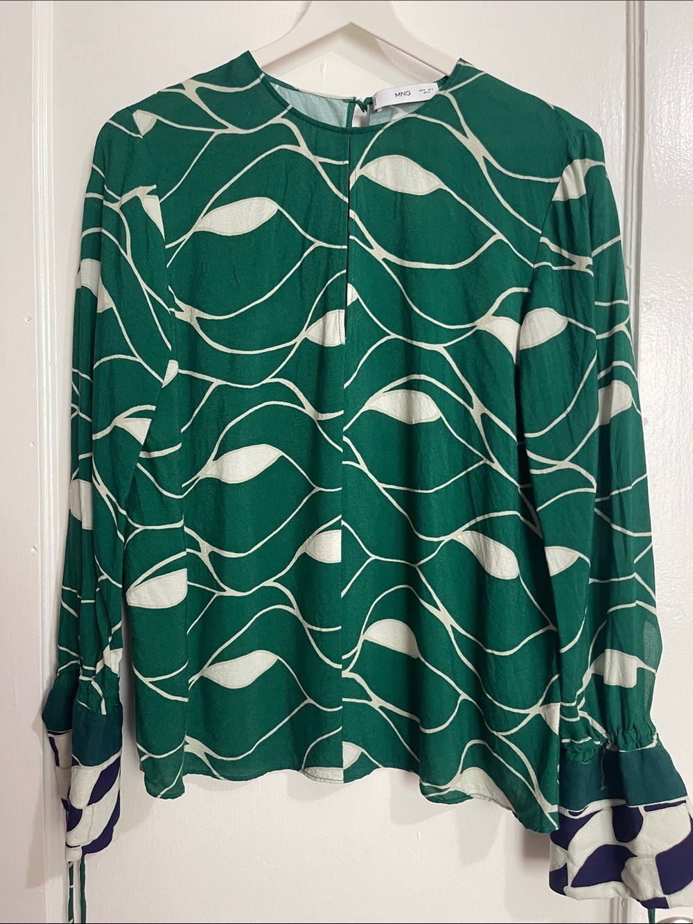 Mango Green and White Abstract Wave Long-Sleeve Blouse